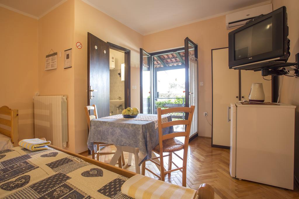 Guest House Nada 392 Pula Luaran gambar